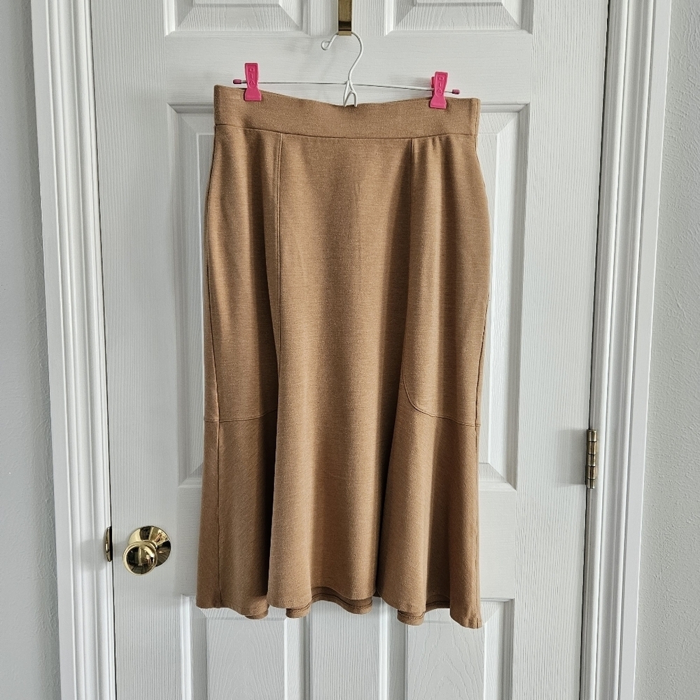 NWOT Lands End Ponte Knit Trumpet Flare Midi Skirt